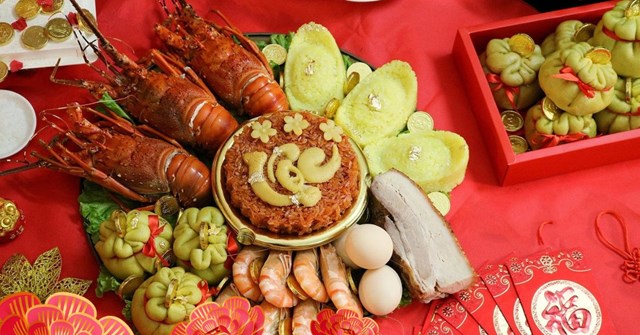 Đồ lễ c&#250;ng &quot;h&#250;t t&#224;i lộc&quot; được săn l&#249;ng ng&#224;y v&#237;a Thần T&#224;i - Ảnh 2