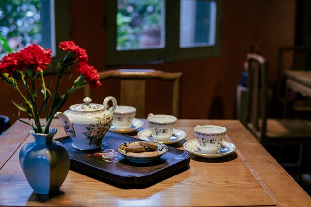 Không gian thưởng trà xưa và nay: Khi chén trà kể chuyện thời gian - Ảnh 1