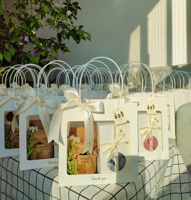 Thị trường quà tặng 8/3: Xu hướng cá nhân hóa và tiêu dùng trải nghiệm lên ngôi - Ảnh 3