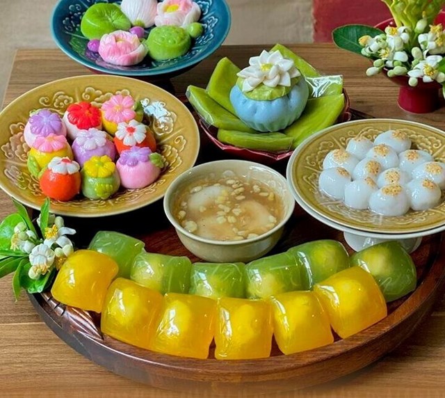 Nhiều m&#243;n b&#225;nh hương vị, tạo h&#236;nh mới lạ ra mắt thị trường trong dịp Tết H&#224;n Thực 2025 - Ảnh 1