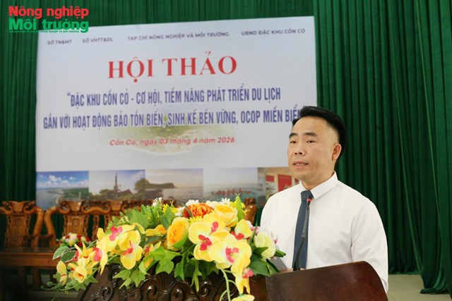 TS. Đ&agrave;o Xu&acirc;n Hưng, Tổng Bi&ecirc;n tập Tạp ch&iacute; N&ocirc;ng nghiệp v&agrave; M&ocirc;i trường ph&aacute;t biểu khai mạc, nhấn mạnh định hướng ph&aacute;t triển kinh tế biển xanh gắn với bảo tồn v&agrave; sinh kế cộng đồng