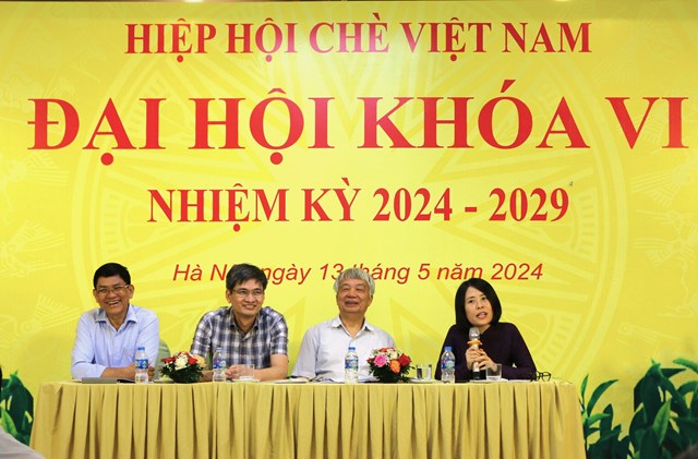 Ban Chấp h&agrave;nh Hiệp hội Ch&egrave; Việt Nam kh&oacute;a V nhiệm kỳ 2019 - 2024 chủ tr&igrave; Đại hội