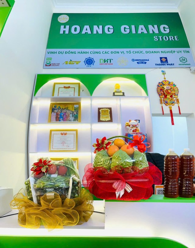 Ho&#224;ng Giang Store – H&#224;nh tr&#236;nh từ n&#244;ng trại hữu cơ đến m&#226;m cơm xanh sạch của người Việt - Ảnh 1