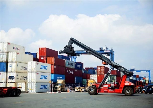 Tổng trị gi&#225; xuất nhập khẩu của Việt Nam ước đạt 55,86 tỷ USD trong th&#225;ng 5/2023 - Ảnh 1