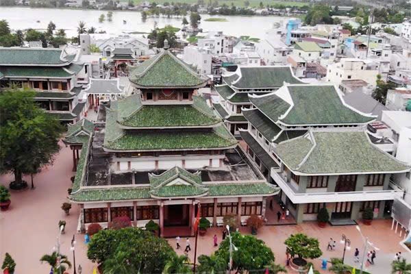 B&#224; Ch&#250;a Xứ n&#250;i Sam - Biểu tượng văn h&#243;a v&#224; sức mạnh kinh tế địa phương - Ảnh 3