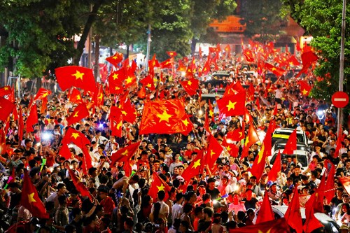 B&#224;n về c&#226;u chuyện d&#226;n số - Ảnh 1