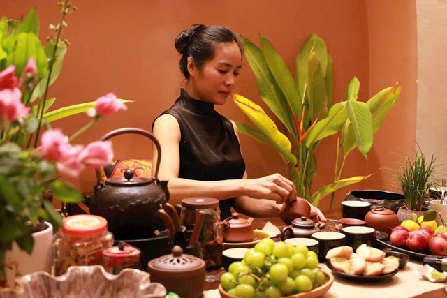 L&#226;m Diệu Linh: Từ Hoa hậu Đại sứ đến người lan tỏa văn h&#243;a tr&#224; doanh nh&#226;n - Ảnh 1