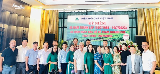 Hiệp hội Ch&egrave; Việt Nam tổ chức họp mặt kỷ niệm 35 năm ng&agrave;y th&agrave;nh lập