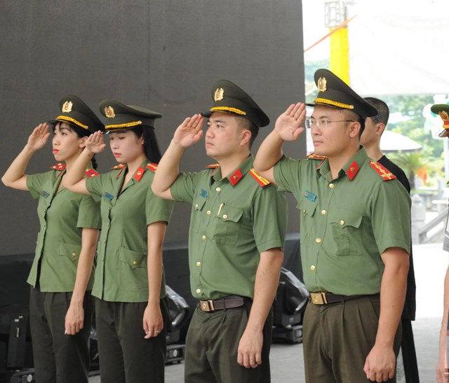 Đo&#224;n thanh ni&#234;n c&#244;ng an tỉnh H&#224; Giang tổ chức c&#225;c hoạt động kỷ niệm 76 năm ng&#224;y thương binh liệt sĩ v&#224; tri &#226;n người c&#243; c&#244;ng với c&#225;ch mạng  - Ảnh 5