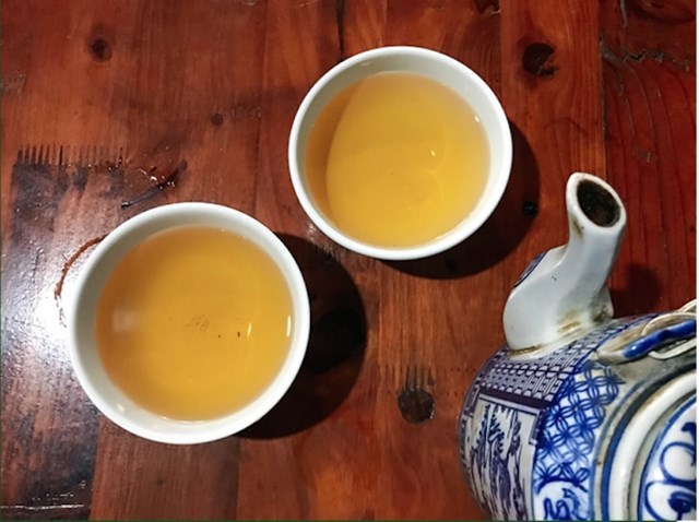 Một ch&#233;n tr&#224; xanh – cả hồn qu&#234; thấm đẫm - Ảnh 1