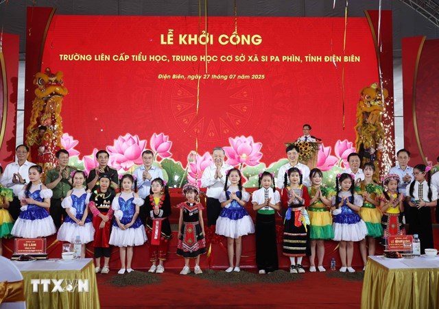 X&#226;y dựng “ph&#225;o đ&#224;i” tri thức - Ảnh 1