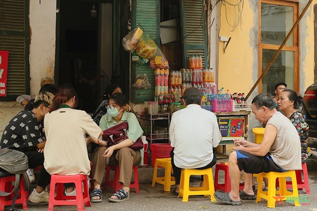 Thức uống đậm chất &quot;ri&#234;ng&quot; của H&#224; Nội - Ảnh 3