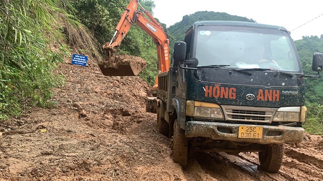  Huyện M&#249; Cang Chải (Y&#234;n B&#225;i) đ&#227; được cấp điện trở lại l&#250;c 21h ng&#224;y 9/8 - Ảnh 3