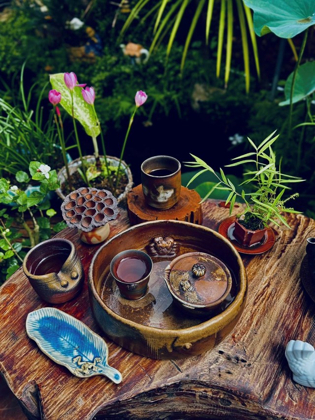Văn h&#243;a thưởng tr&#224; của người H&#224; Nội: Thanh lịch từ ch&#233;n tr&#224; - Ảnh 2