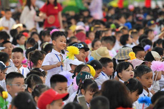 Tựu trường trong niềm vui mới - Ảnh 1