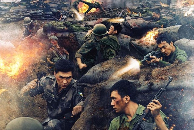 Phim “Mưa đỏ” v&#224; c&#226;u chuyện ph&#234; b&#236;nh điện ảnh - Ảnh 1