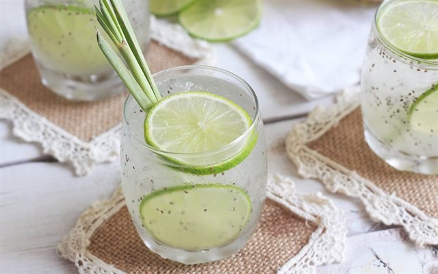 Một số loại tr&#224; kết hợp c&#249;ng hạt chia tốt cho sức khỏe - Ảnh 2