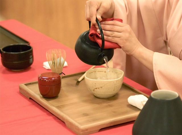Thưởng tr&#224; đ&#250;ng điệu - Ảnh 1
