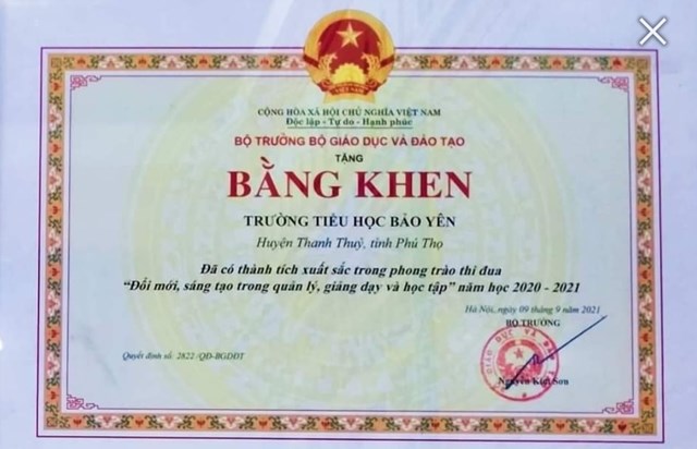 Trường Tiểu học Bảo Y&ecirc;n được Bộ trưởng Bộ Gi&aacute;o dục v&agrave; Đ&agrave;o tạo tặng Bằng khen