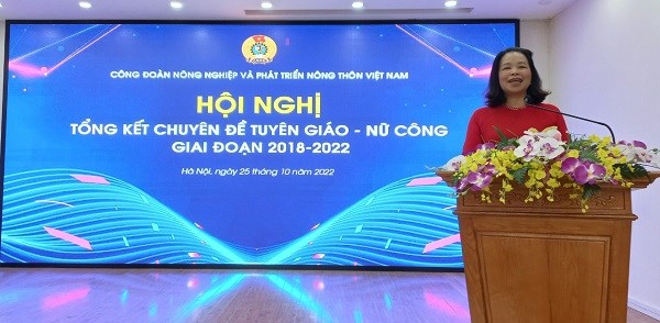 B&agrave; Ng&ocirc; Thị Anh Tuy&ecirc;n, Ph&oacute; Chủ tịch C&ocirc;ng đo&agrave;n N&ocirc;ng nghiệp v&agrave; PTNT Việt Nam&nbsp;