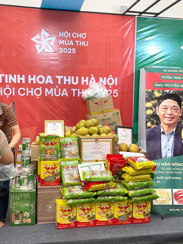 Sắc Việt trong gian h&#224;ng OCOP tại Hội chợ M&#249;a Thu 2025 - Ảnh 3