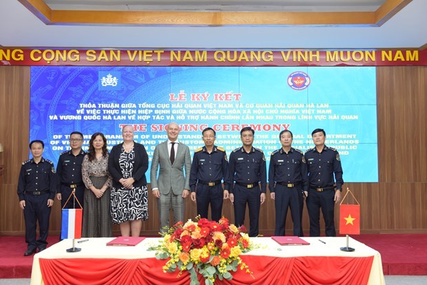 Hải quan Việt Nam v&#224; Cơ quan Hải quan H&#224; Lan k&#253; Thỏa thuận triển khai thực hiện Hiệp định hợp t&#225;c  - Ảnh 1