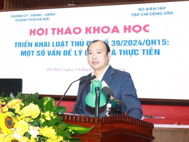 PGS.TS L&ecirc; Hải B&igrave;nh, Ủy vi&ecirc;n dự khuyết Trung ương Đảng, Tổng Bi&ecirc;n tập Tạp ch&iacute; Cộng sản ph&aacute;t biểu đề dẫn hội thảo