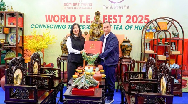 H&#224;nh tr&#236;nh tinh hoa Việt: Gốm B&#225;t Tr&#224;ng v&#224; tr&#224; An Thổ T&#250;c nổi bật tại World Tea Fest 2025 - Ảnh 1