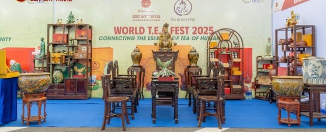 Kh&ocirc;ng Gian Gốm B&aacute;t Tr&agrave;ng v&agrave; An Thổ T&uacute;c c&ugrave;ng lan tỏa tinh hoa tr&agrave; &ndash; gốm Việt tại World Tea Fest 2025