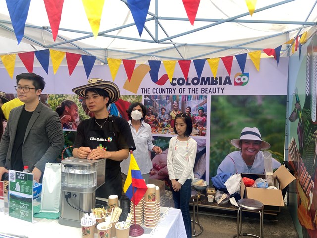 Gian h&agrave;ng c&agrave; ph&ecirc; của Colombia