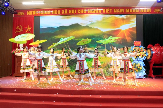Trường Trung cấp Ngoại thương khai giảng năm học 2026–2027 - Ảnh 1
