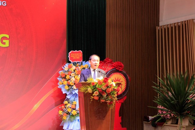 &Ocirc;ng Đinh Thanh T&ugrave;ng &ndash; Chủ tịch Hội đồng Nh&agrave; trường ph&aacute;t biểu