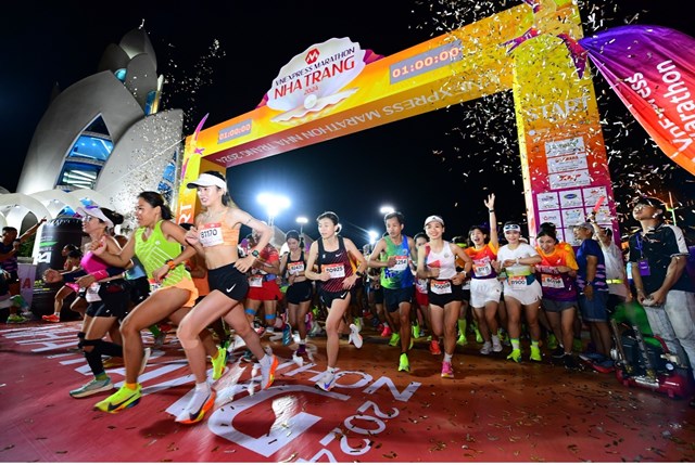 Lần thứ ba li&#234;n tiếp Herbalife Việt Nam đồng h&#224;nh c&#249;ng giải VnExpress Marathon Nha Trang - Ảnh 1