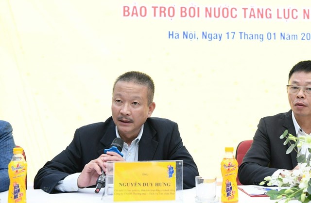 Đại diện C&ocirc;ng ty TNHH TMDV T&acirc;n Hiệp Ph&aacute;t chia sẻ về giải thưởng