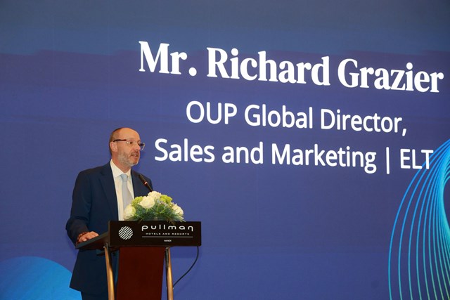&Ocirc;ng Richard Grazier - Gi&aacute;m đốc Kinh doanh v&agrave; Tiếp thị To&agrave;n cầu NXB Đại học Oxford