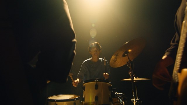 Thanh Vil v&agrave; c&acirc;u chuyện theo đuổi đam m&ecirc; trống xuất hiện trong TVC của Number 1