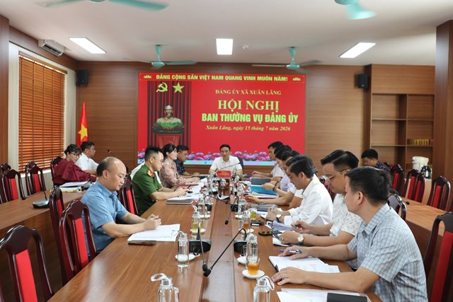 Ban Thường vụ Đảng ủy x&atilde; Xu&acirc;n Lãng tổ chức hội nghị nghe v&agrave; cho &yacute; kiến về một số nội dung quan trọng