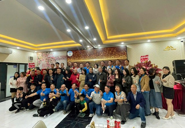 Tinh thần đo&agrave;n kết của c&aacute;c th&agrave;nh vi&ecirc;n Diễn đ&agrave;n Tin tức Giao th&ocirc;ng Hải Ph&ograve;ng tại buổi lễ kỷ niệm 3 năm th&agrave;nh lập.