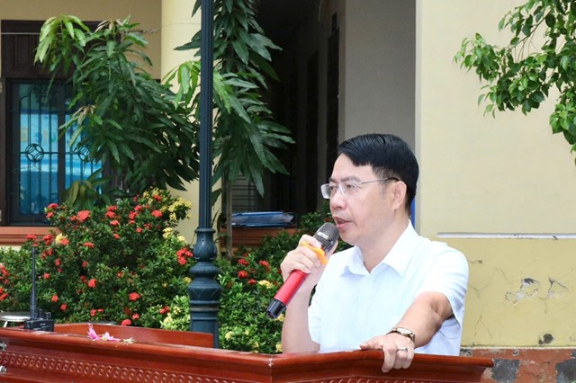Đồng ch&iacute; B&ugrave;i Văn Bi&ecirc;n &ndash; ĐUV, Ph&oacute; Chủ tịch UBND phường Thủy Nguy&ecirc;n ph&aacute;t biểu chỉ đạo tại Lễ ra qu&acirc;n.