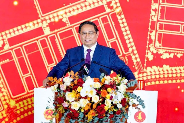 Thủ tướng Ch&iacute;nh phủ Phạm Minh Ch&iacute;nh ph&aacute;t biểu tại Lễ khởi c&ocirc;ng Dự &aacute;n KCN T&acirc;n Tr&agrave;o (giai đoạn 1) v&agrave; Nh&agrave; m&aacute;y Nhiệt điện LNG Hải Ph&ograve;ng.