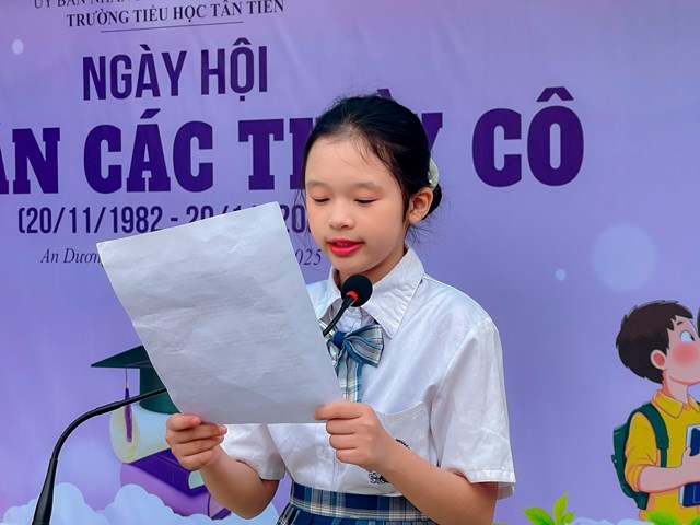 Trường Tiểu học T&#226;n Tiến long trọng tổ chức Ng&#224;y hội Tri &#226;n c&#225;c Thầy C&#244; nh&#226;n Ng&#224;y Nh&#224; gi&#225;o Việt Nam 20/11 - Ảnh 12