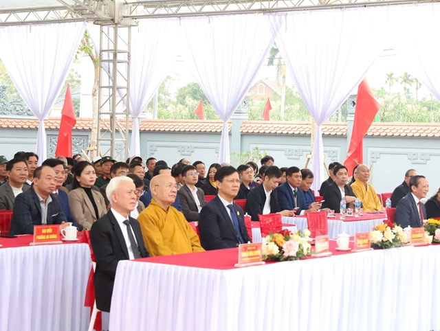 C&aacute;c đại biểu tham dự buổi Lễ kh&aacute;nh th&agrave;nh