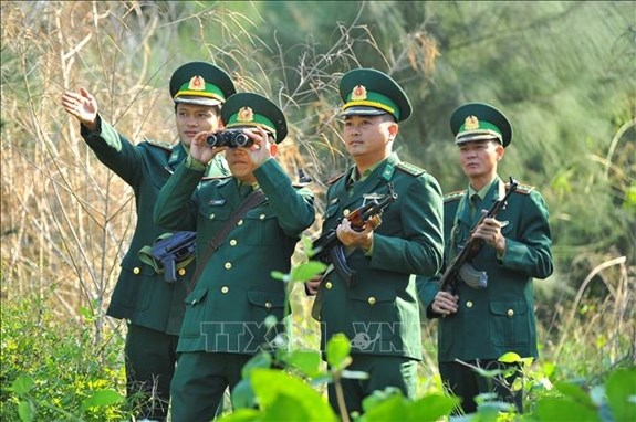 Kỷ niệm ng&#224;y truyền thống Bộ đội Bi&#234;n ph&#242;ng (3/3): H&#225;t về người chiến sĩ bi&#234;n cương  - Ảnh 1