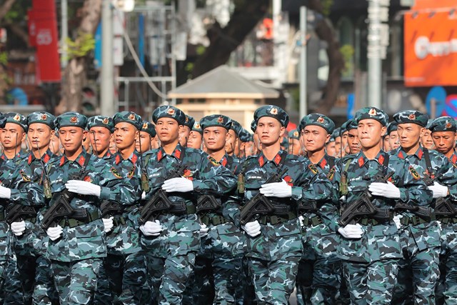 80 năm Quốc kh&#225;nh nước Cộng h&#242;a XHCN Việt Nam: Kh&#237; thế h&#224;o h&#249;ng, sức mạnh đại đo&#224;n kết - Ảnh 12
