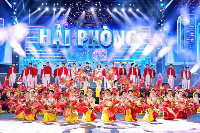 Lễ hội Hoa Phượng Đỏ - Hải Ph&ograve;ng 2026 l&agrave; sự kiện văn h&oacute;a, ch&iacute;nh trị quan trọng, ch&agrave;o mừng c&aacute;c ng&agrave;y lễ lớn của đất nước v&agrave; th&agrave;nh phố trong th&aacute;ng 4, th&aacute;ng 5, đặc biệt l&agrave; kỷ niệm Ng&agrave;y Giải ph&oacute;ng Hải Ph&ograve;ng.