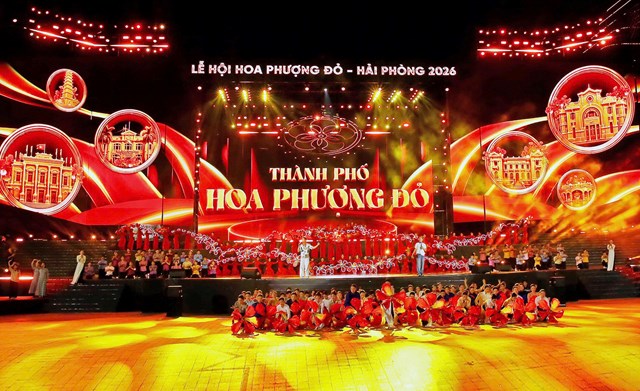 C&aacute;c tiết mục nghệ thuật đặc sắc trong chương tr&igrave;nh Lễ hội Hoa Phượng Đỏ năm 2026.