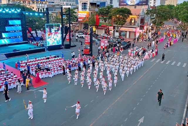 Hải Phòng: Rộn ràng chuỗi hoạt động nghệ thuật tại Lễ hội Hoa Phượng Đỏ 2026 - Ảnh 2