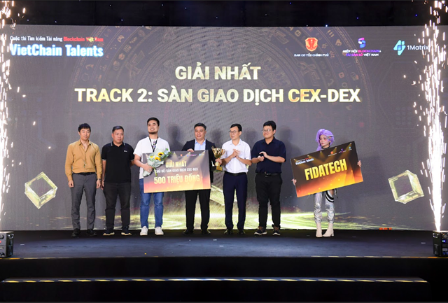 Đội FidaTech với dự &aacute;n VEXTOR xuất sắc gi&agrave;nh giải Nhất chủ đề 2: S&agrave;n giao dịch CEX-DEX &nbsp;