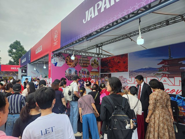 Những dấu ấn tại Lễ hội văn h&#243;a thế giới tại H&#224; Nội 2025  - Ảnh 7
