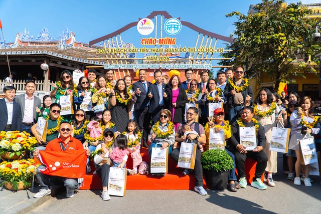 Sự kiện ch&agrave;o đ&oacute;n được tổ chức b&ecirc;n bờ s&ocirc;ng Ho&agrave;i, tại di t&iacute;ch Ch&ugrave;a Cầu (Hội An) v&agrave;o s&aacute;ng 1/1/2026.